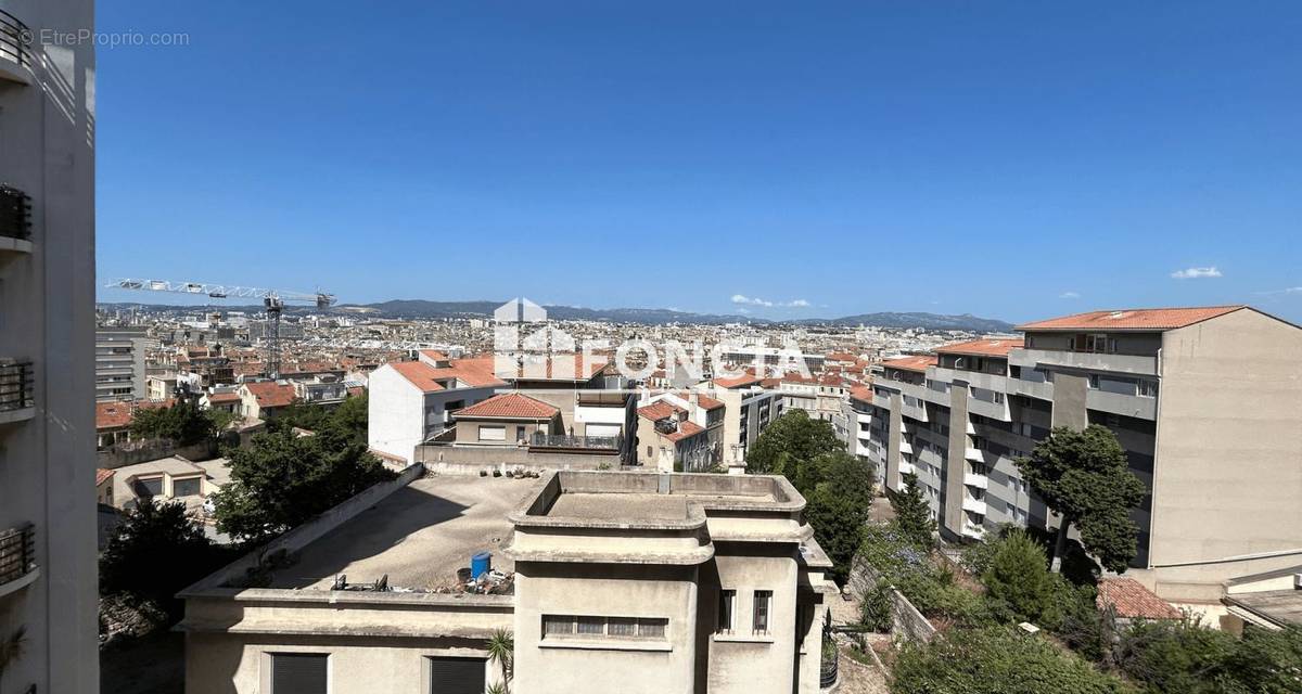 Appartement à MARSEILLE-6E