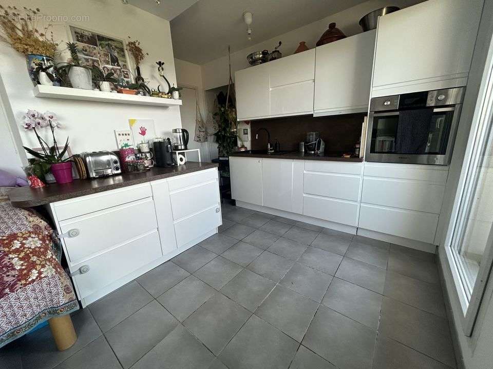 Appartement à MARSEILLE-13E