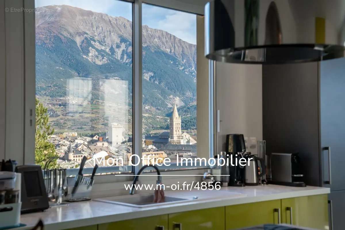 Appartement à EMBRUN