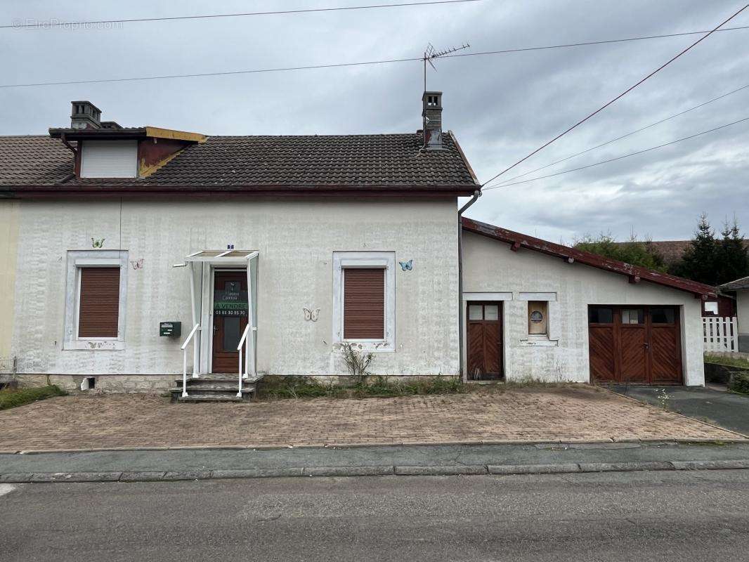 Maison à L&#039;ISLE-SUR-LE-DOUBS