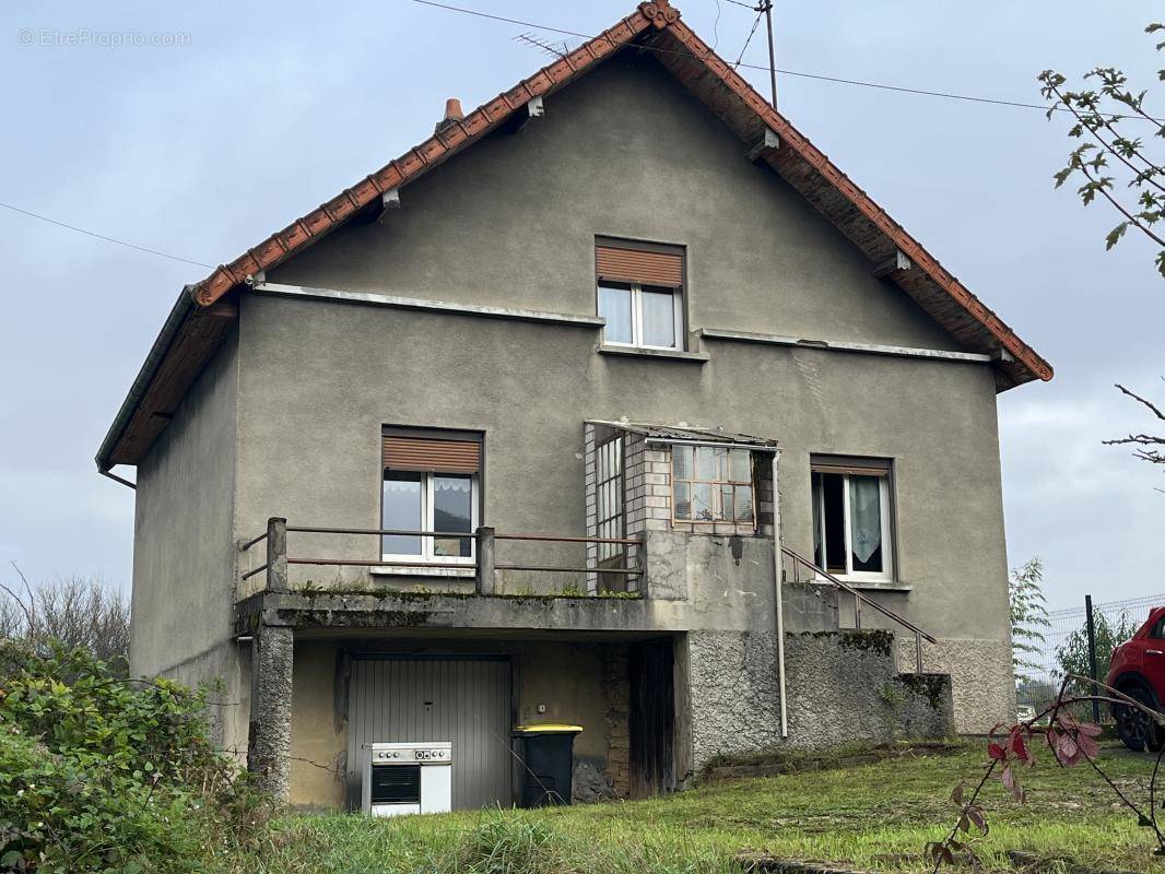 Maison à ETOUVANS