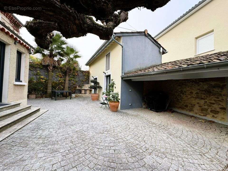 Maison à BEAUMONT-LES-VALENCE