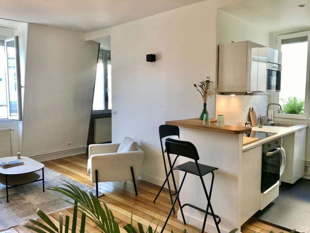 Appartement à PARIS-11E