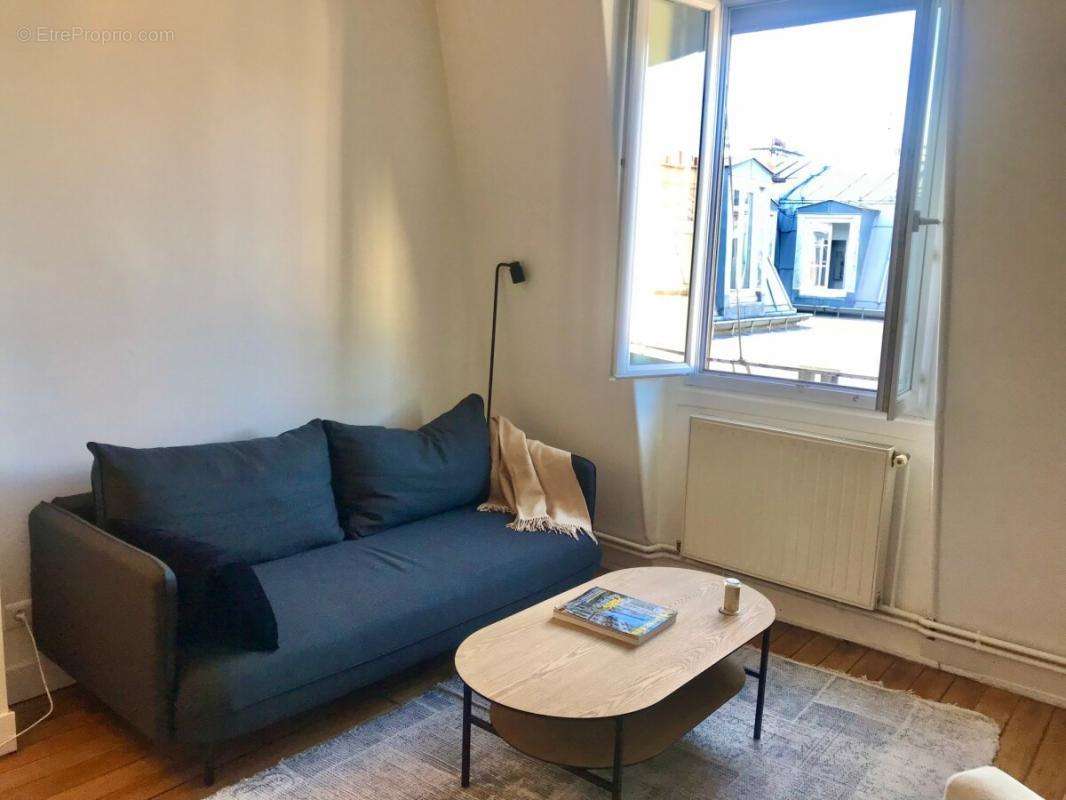 Appartement à PARIS-11E