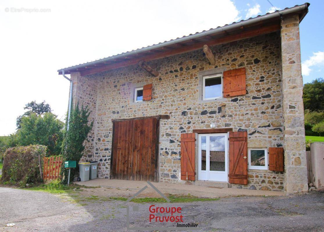 Maison à CLUNY