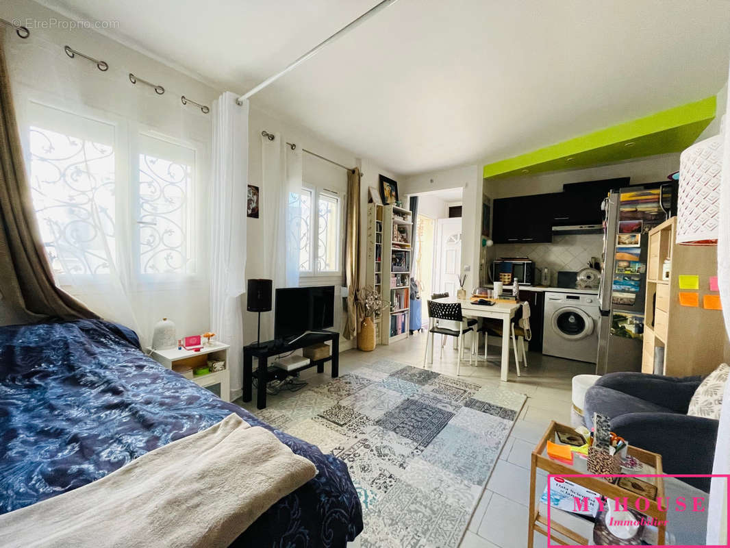 Appartement à BAGNEUX