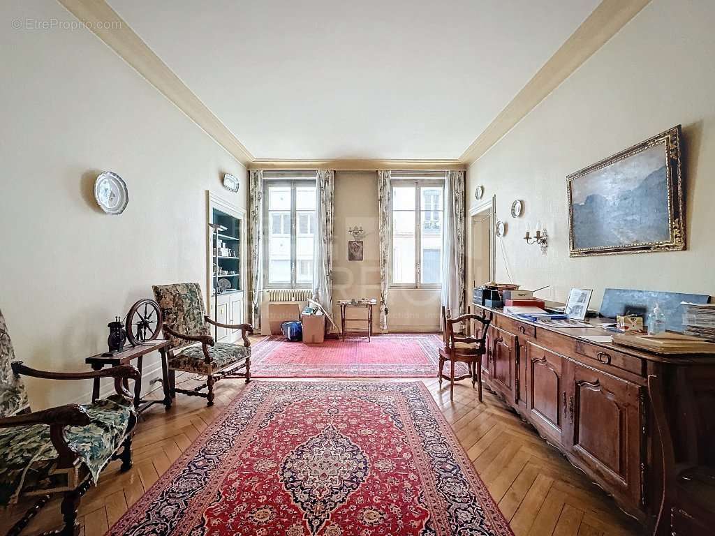 Appartement à LYON-6E