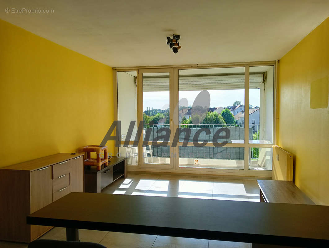 Appartement à LUXEUIL-LES-BAINS