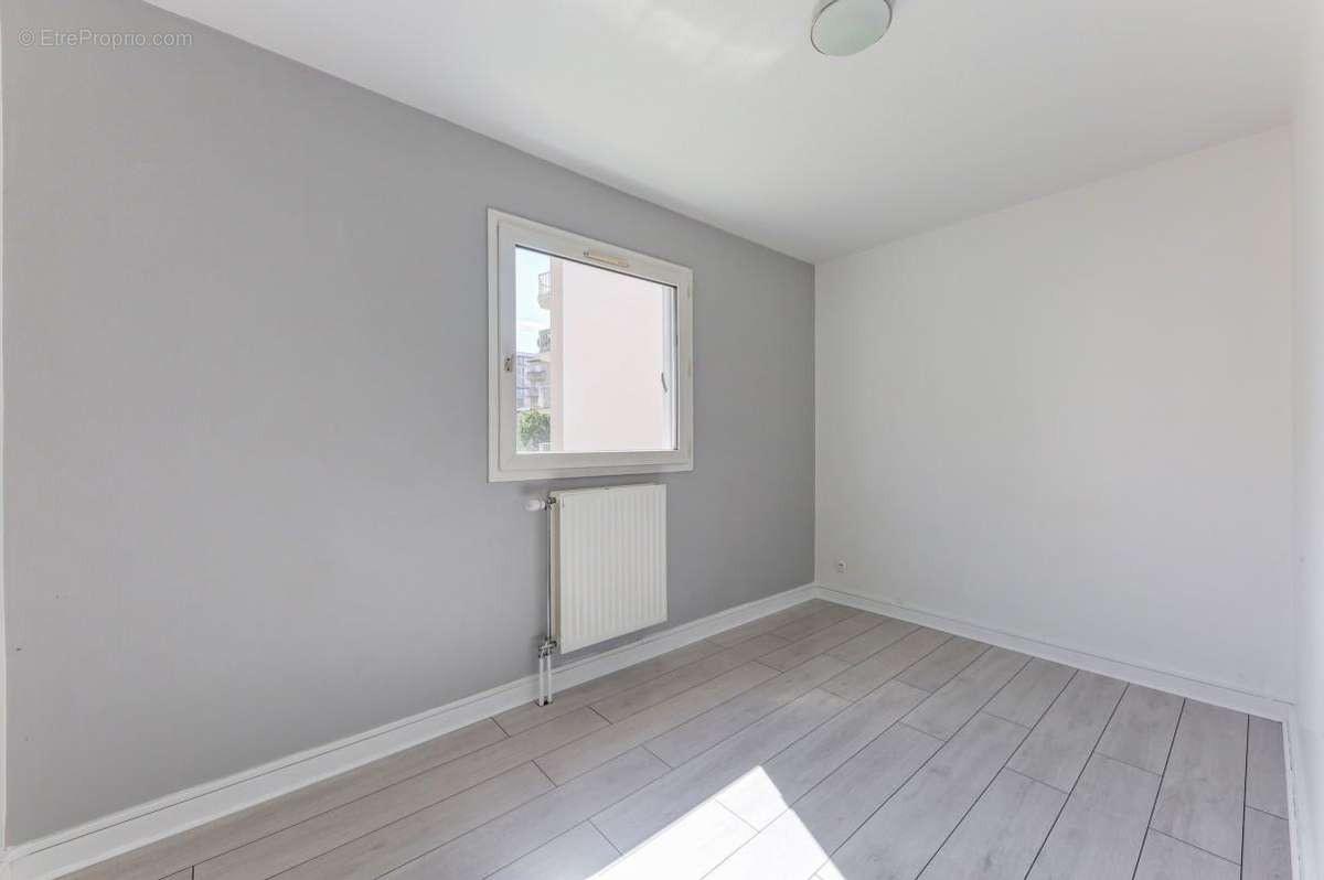 Appartement à LYON-8E