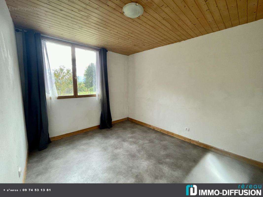 Appartement à TALLOIRES