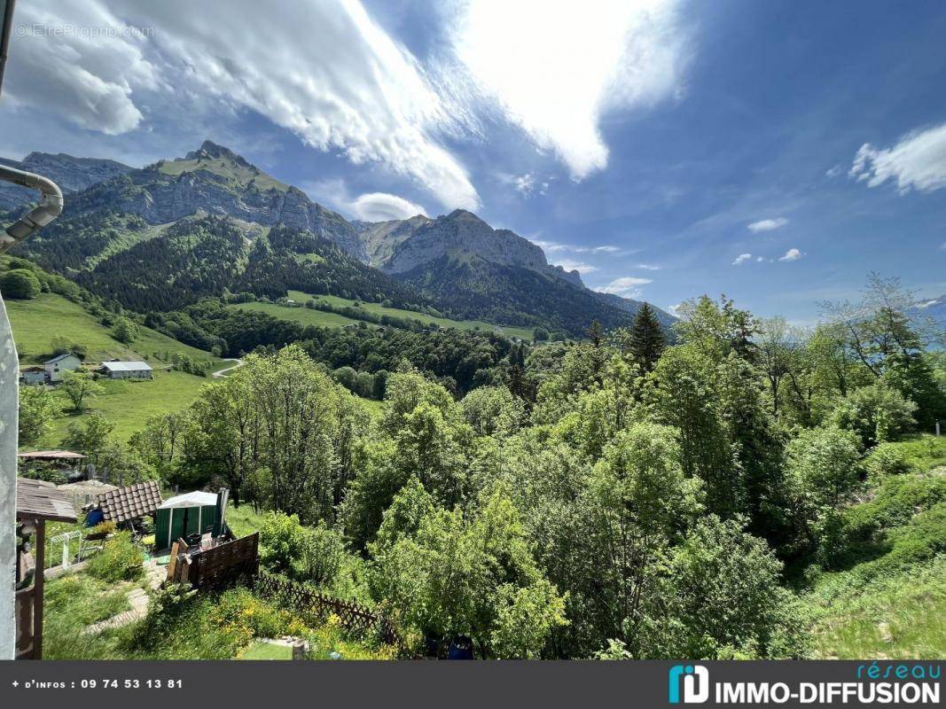 Appartement à TALLOIRES