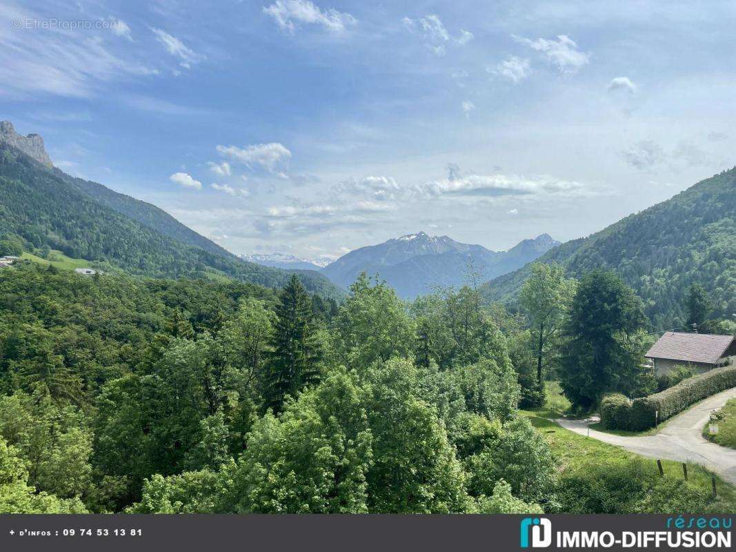 Appartement à TALLOIRES