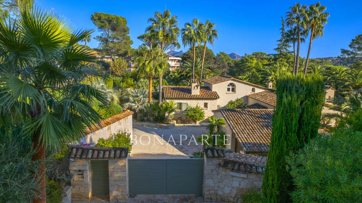 Maison à SAINT-RAPHAEL