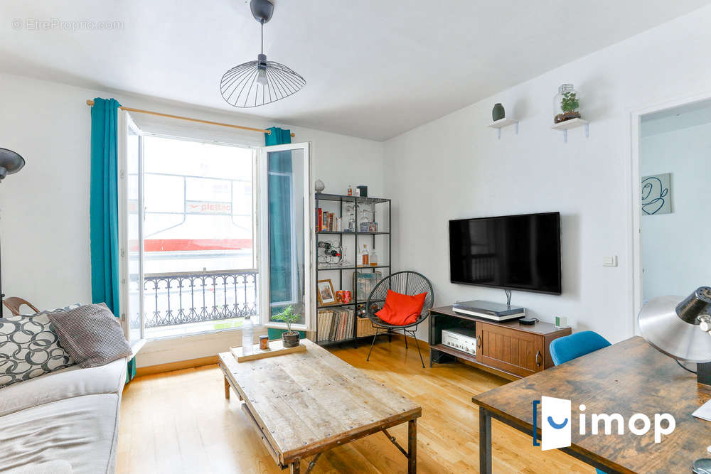 Appartement à PARIS-2E