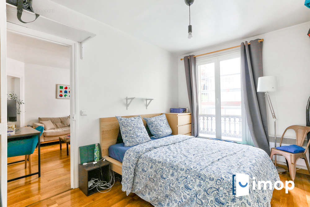 Appartement à PARIS-2E