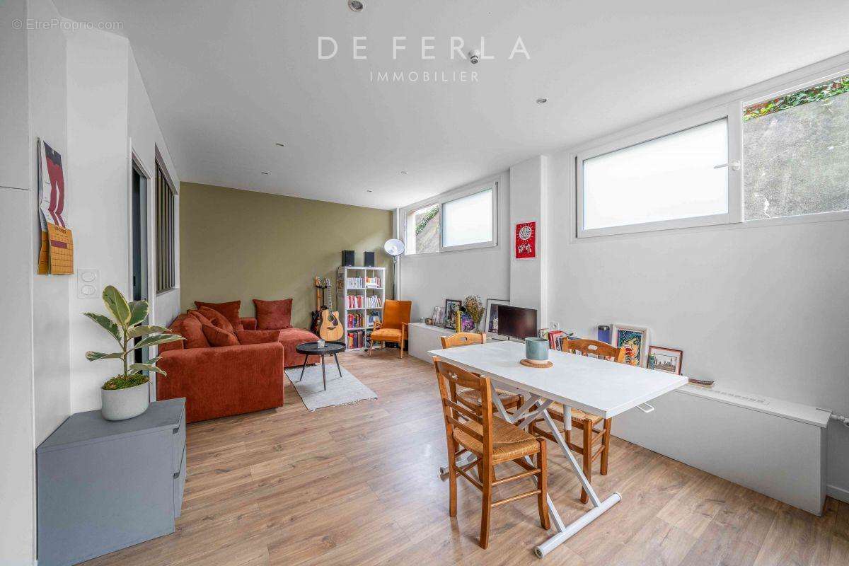 Appartement à PARIS-5E