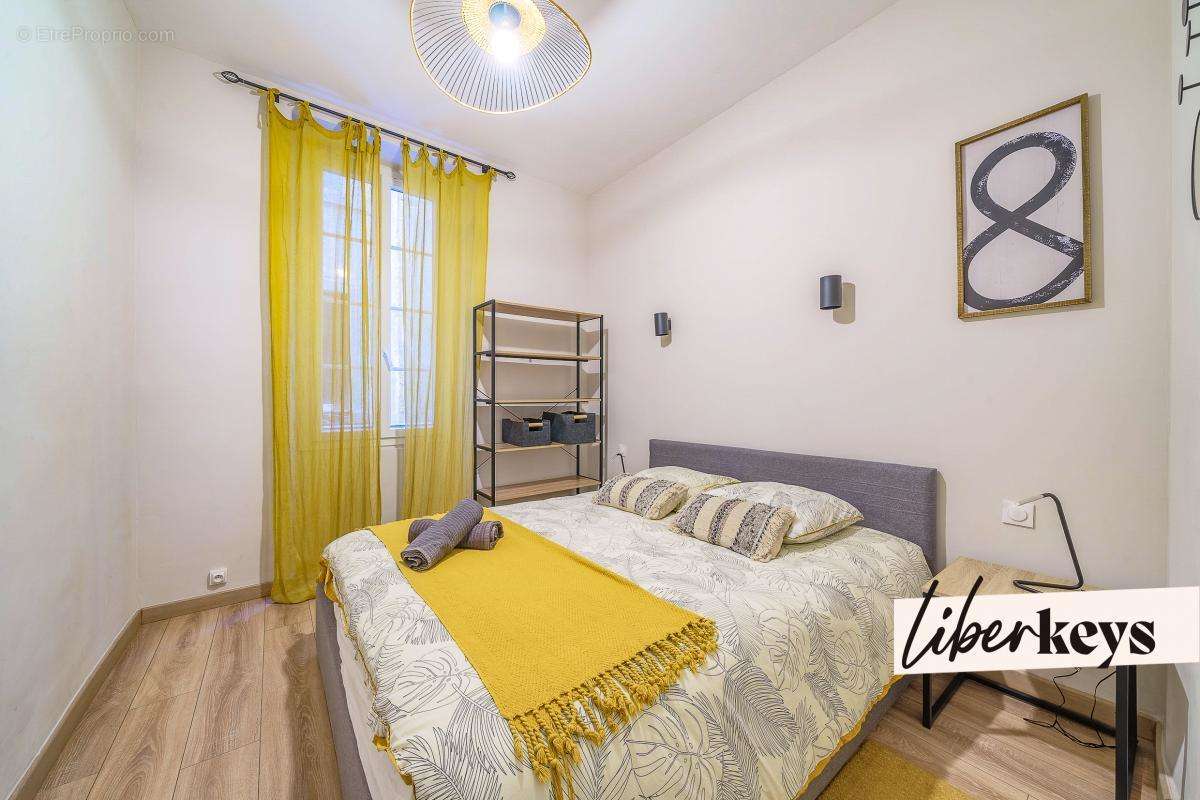 Appartement à MARSEILLE-2E