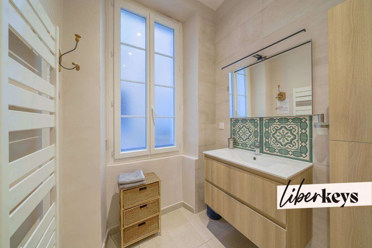 Appartement à MARSEILLE-2E