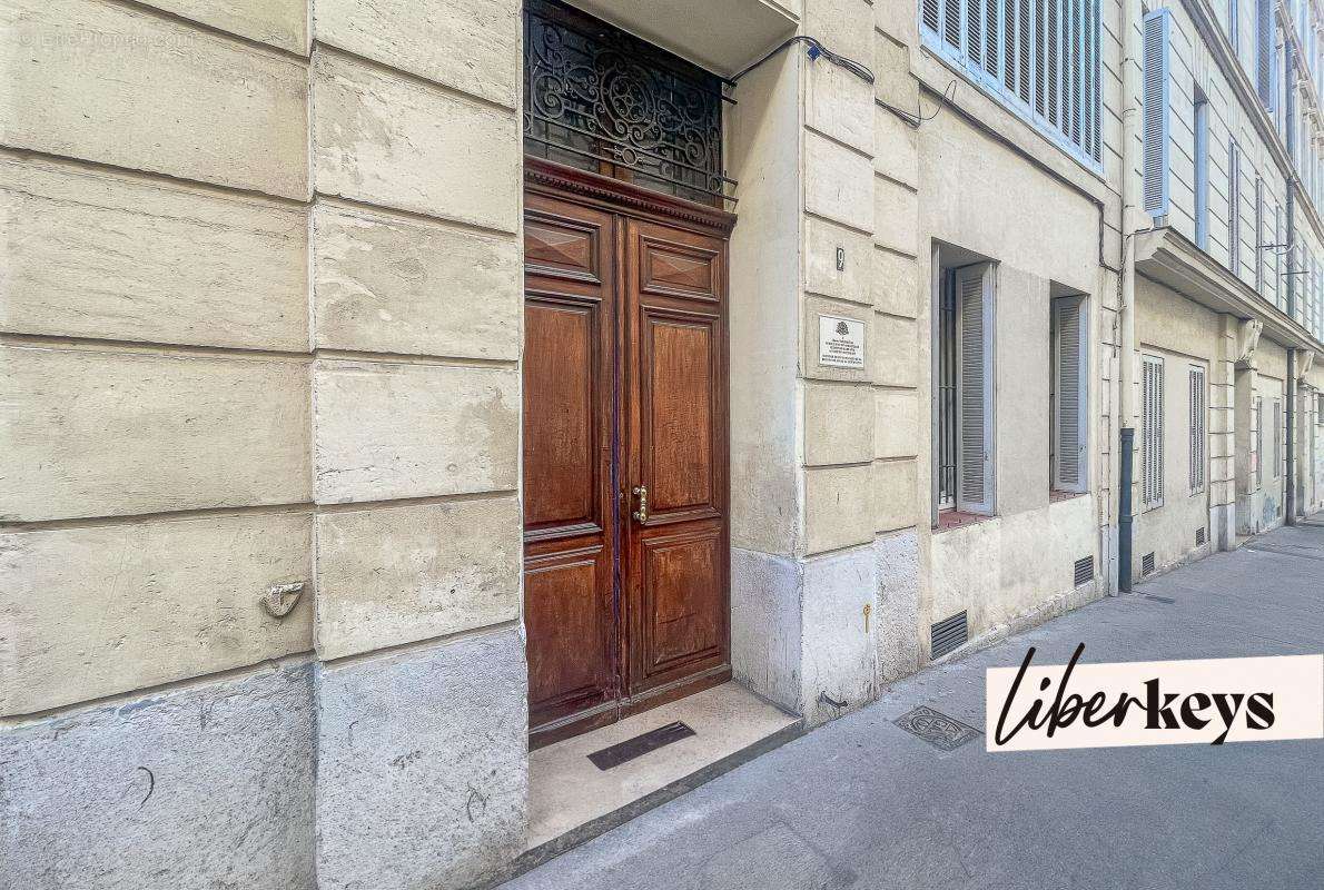 Appartement à MARSEILLE-2E