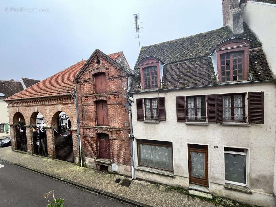 Maison à DONNEMARIE-DONTILLY