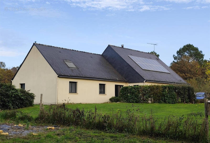 Maison à SAINT-VINCENT-SUR-OUST