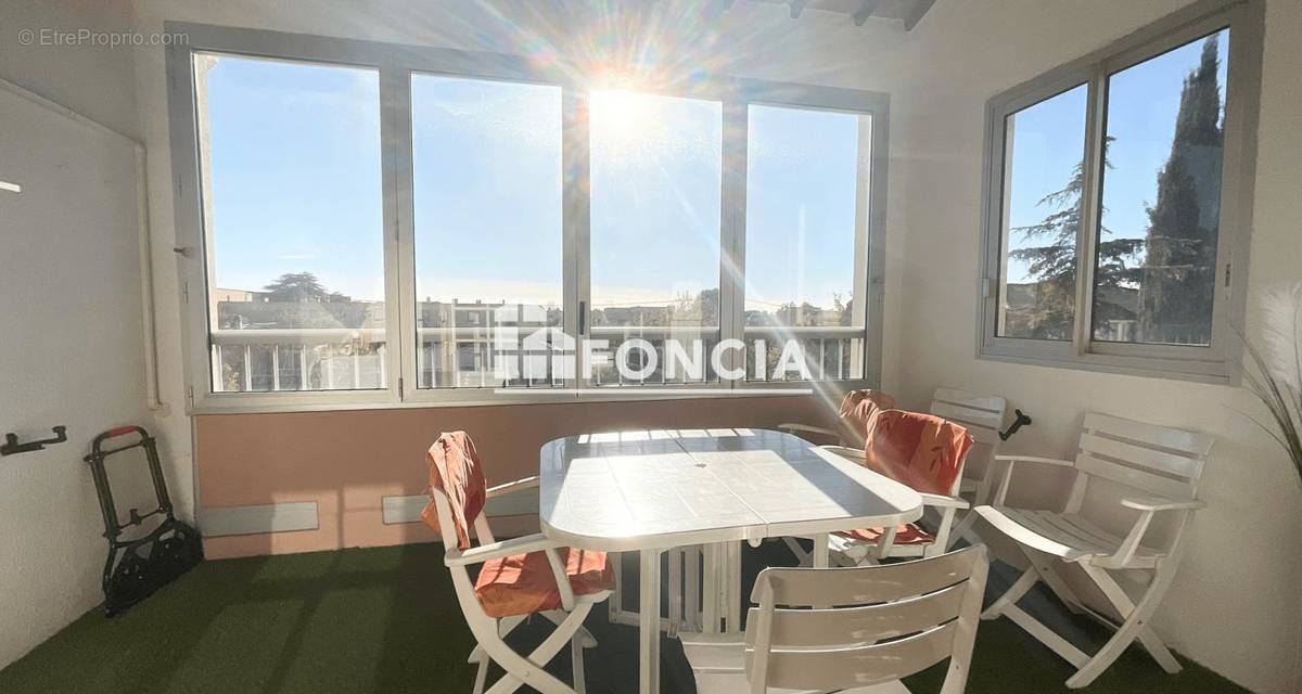 Appartement à SIX-FOURS-LES-PLAGES