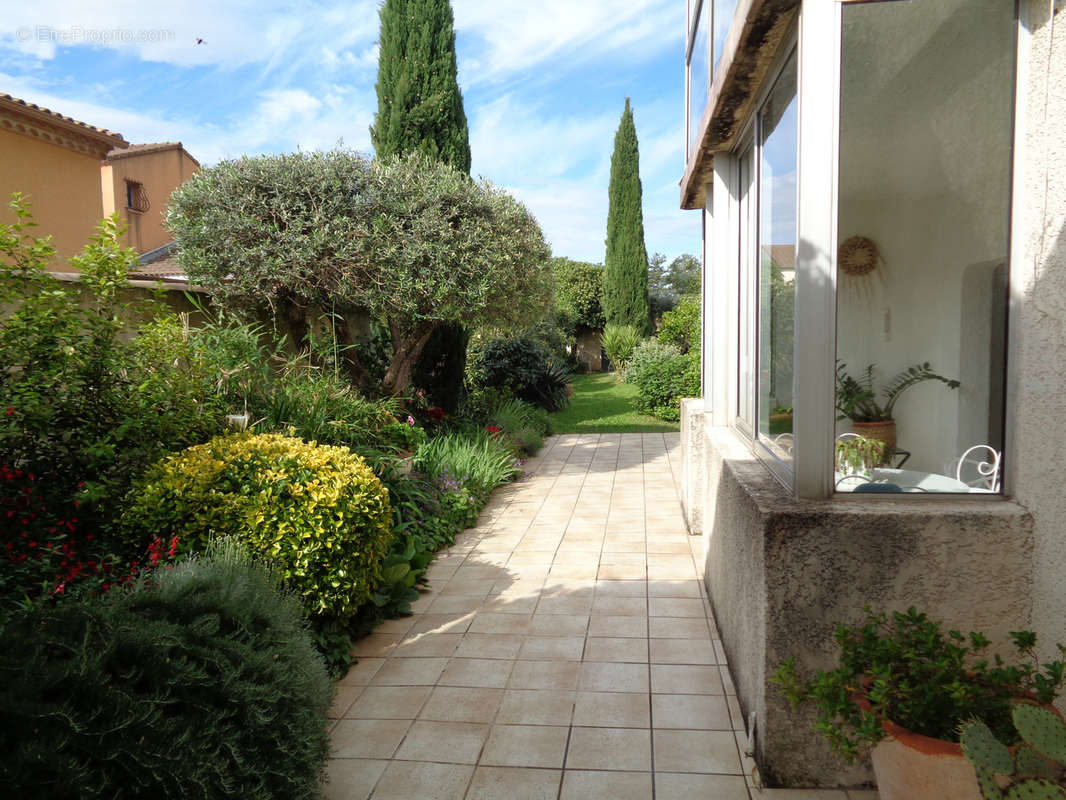 Maison à BOUILLARGUES