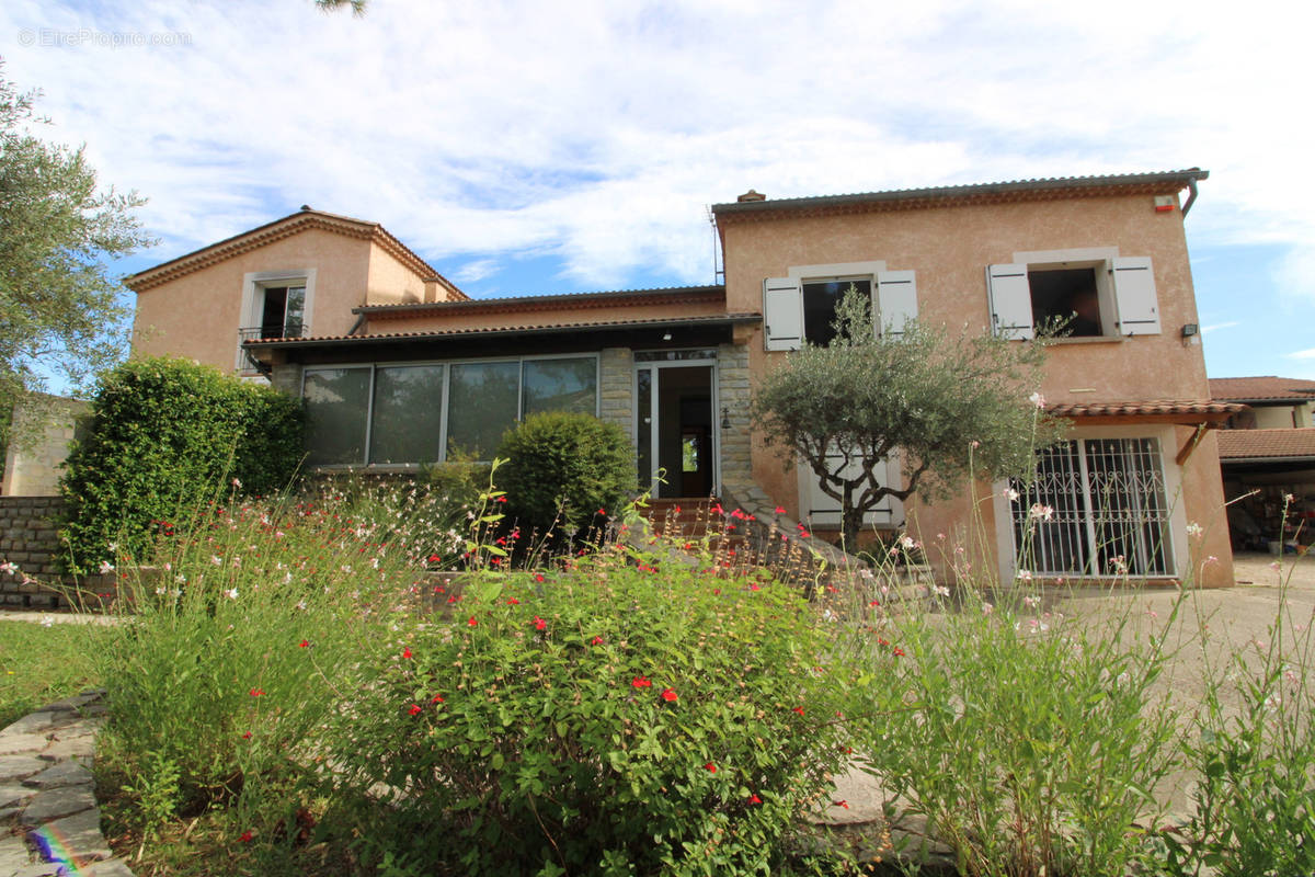 Maison à SAINT-MARTIN-DE-VALGALGUES