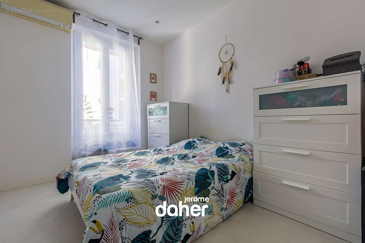 Appartement à MARSEILLE-7E