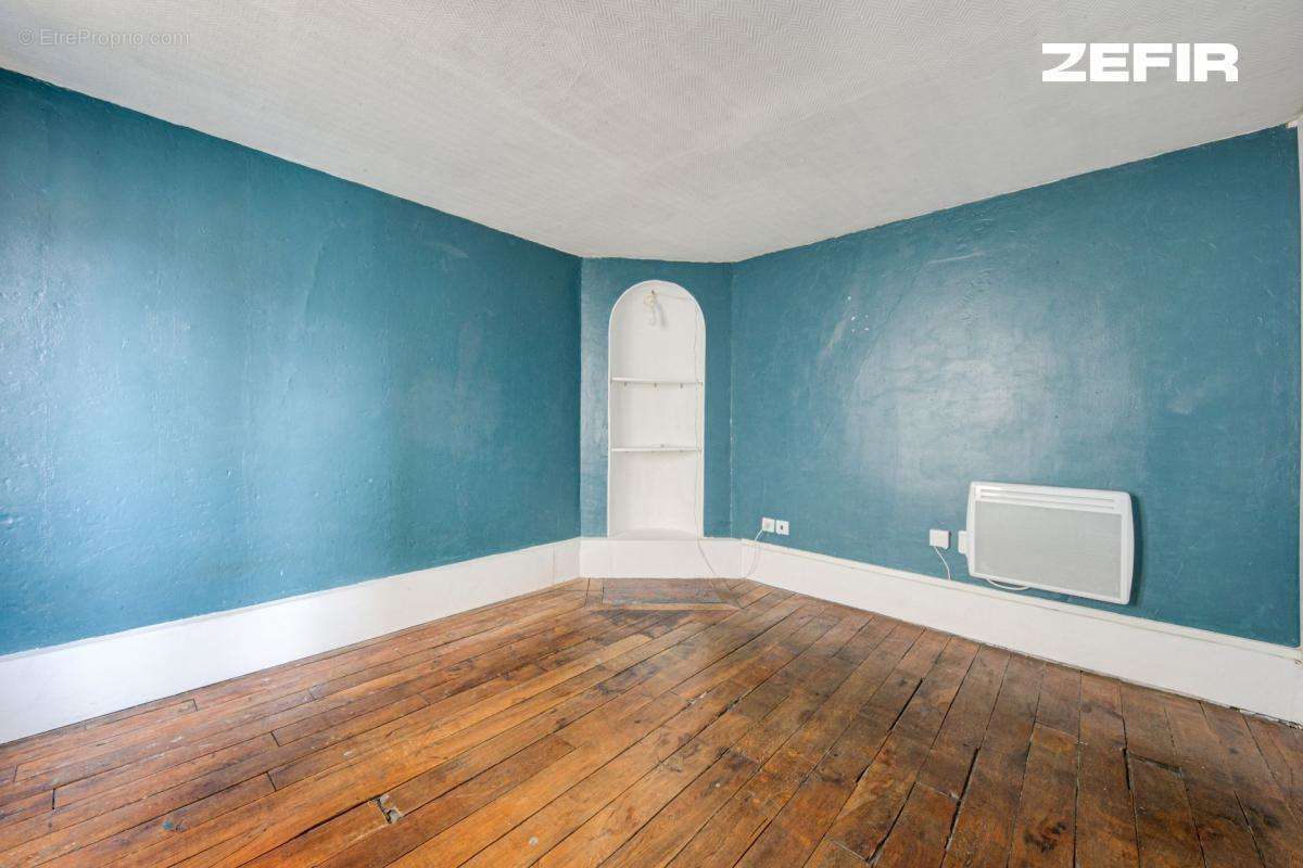 Appartement à PARIS-10E