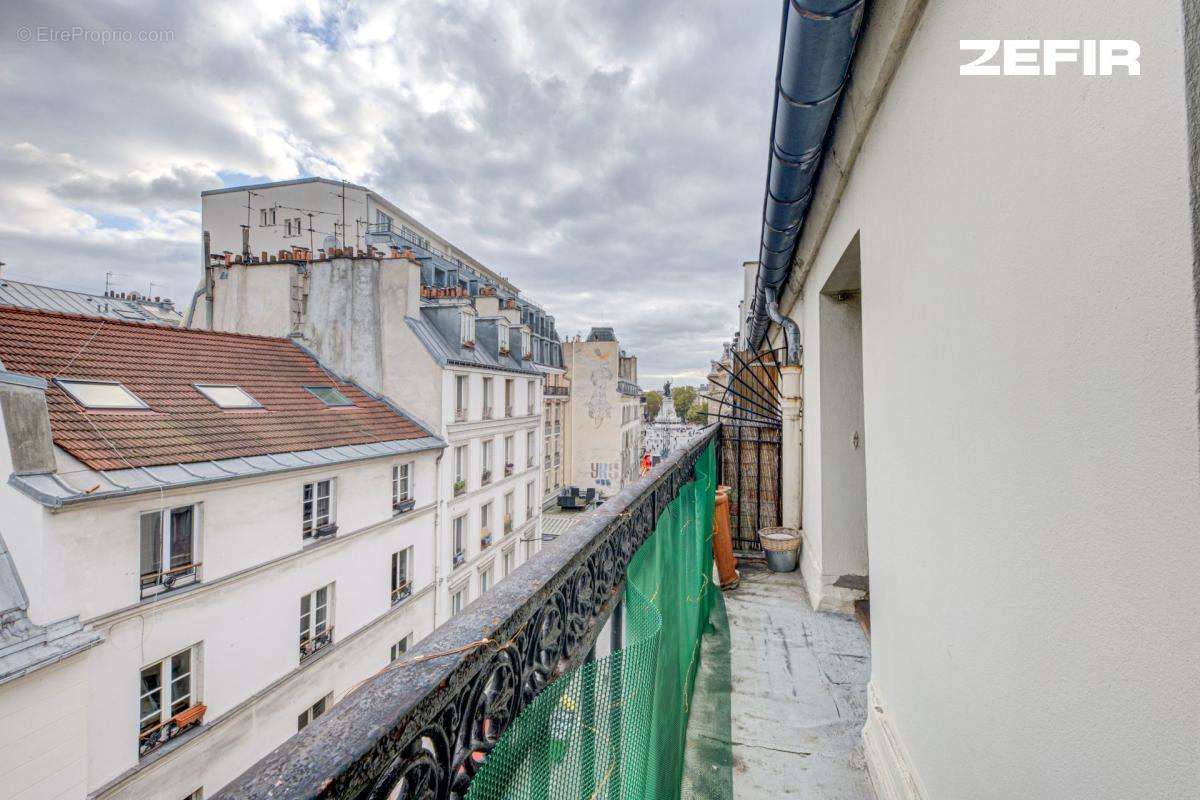 Appartement à PARIS-10E