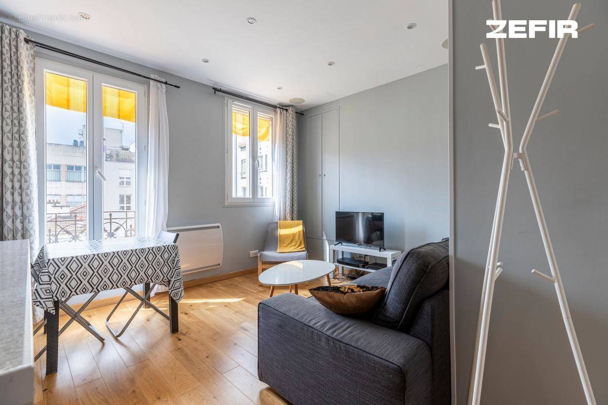 Appartement à MONTROUGE