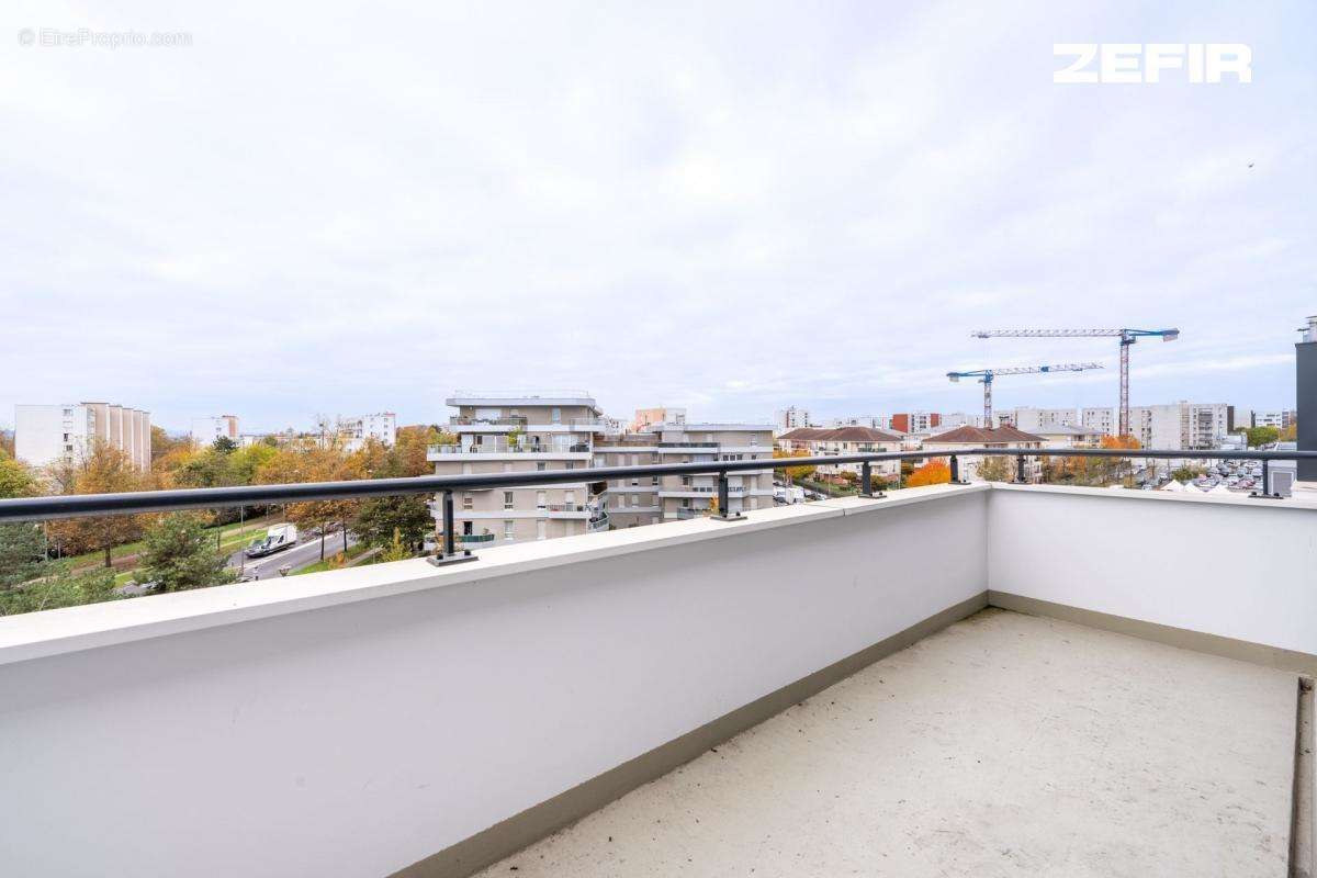 Appartement à AULNAY-SOUS-BOIS