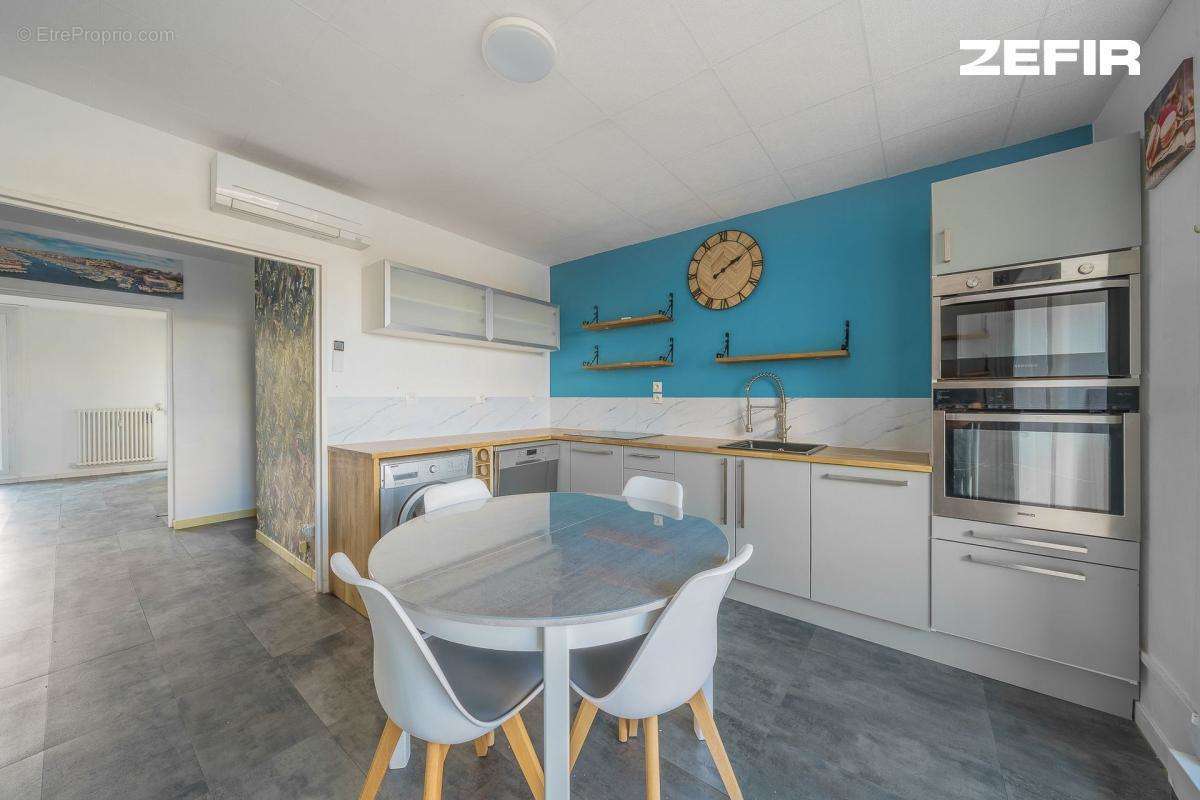 Appartement à MARSEILLE-13E