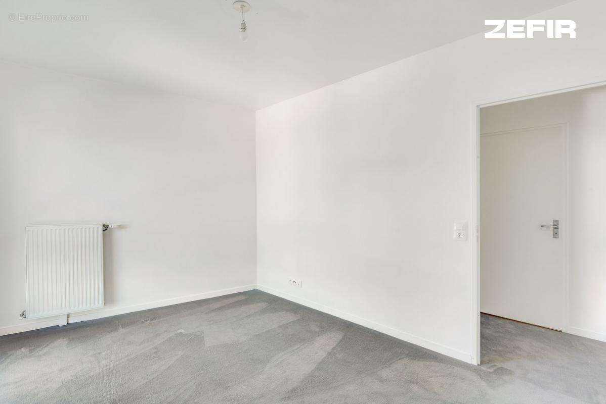 Appartement à AUBERVILLIERS