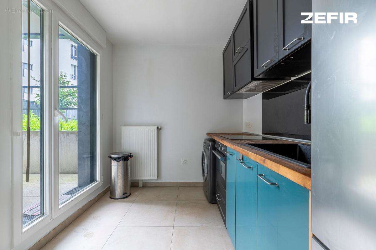 Appartement à AUBERVILLIERS