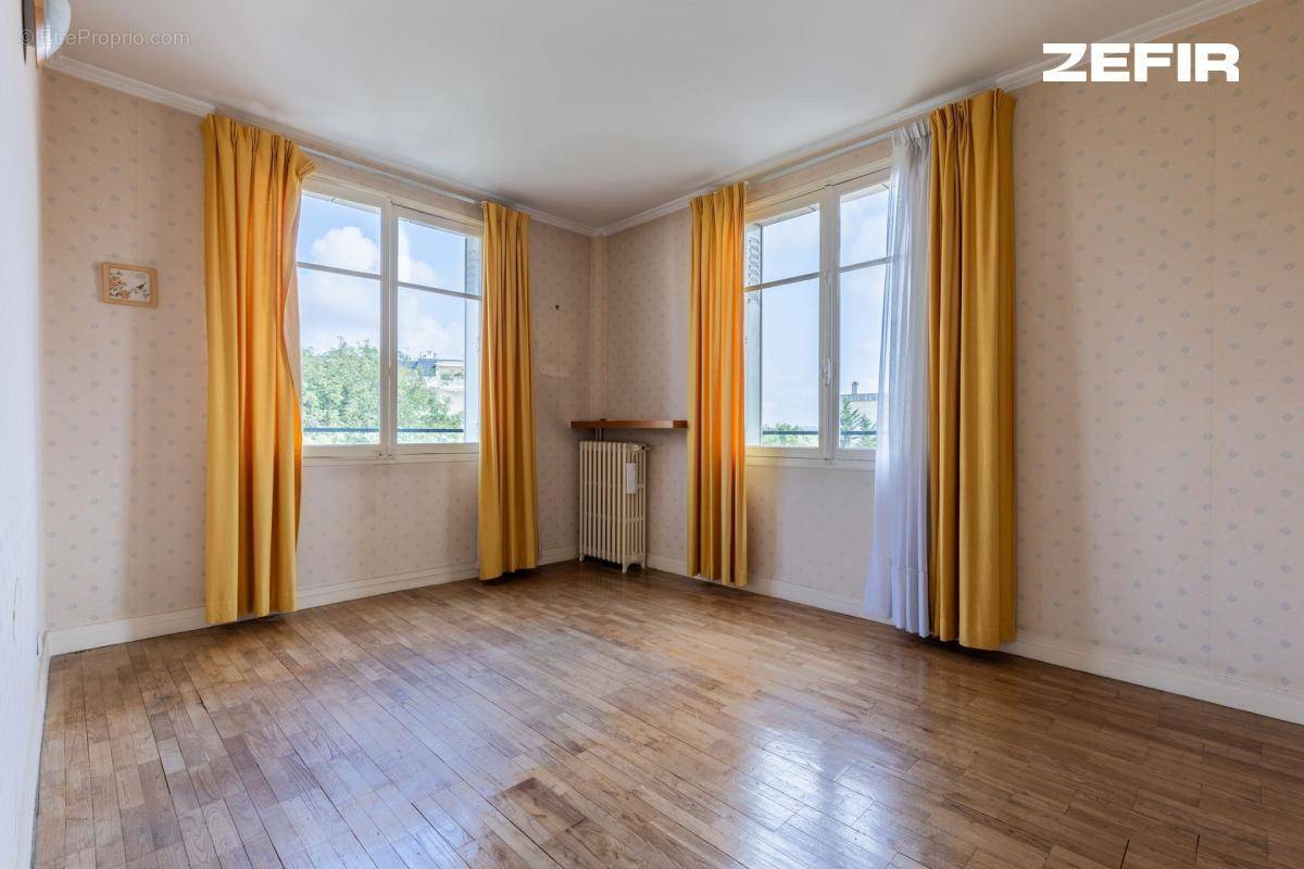 Appartement à LE PERREUX-SUR-MARNE