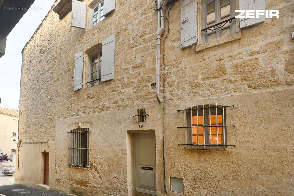 Maison à UZES