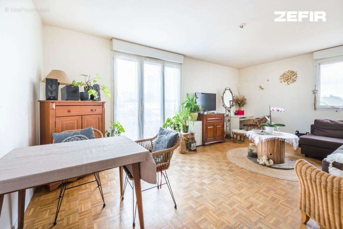 Appartement à RUEIL-MALMAISON