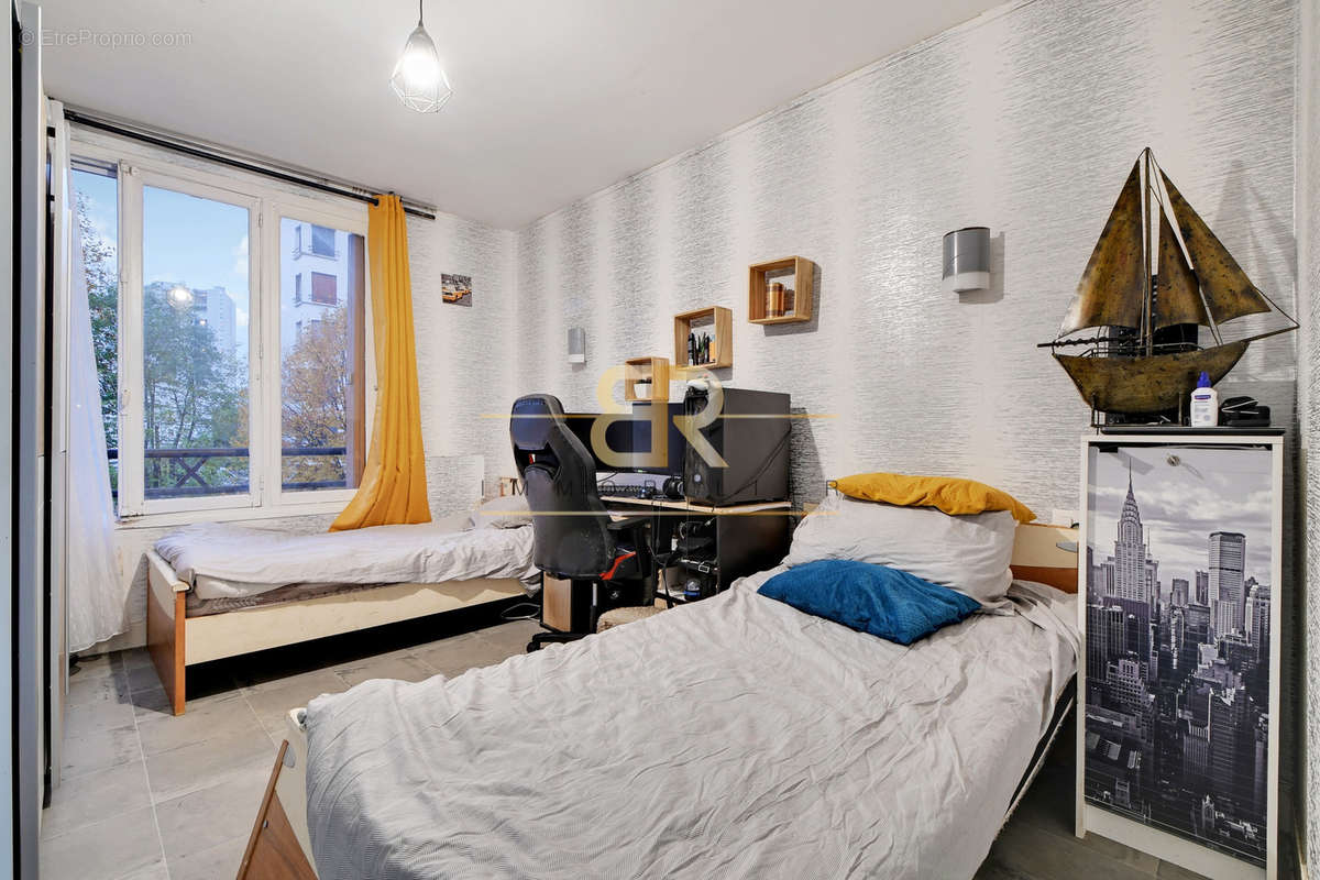 Appartement à AUBERVILLIERS