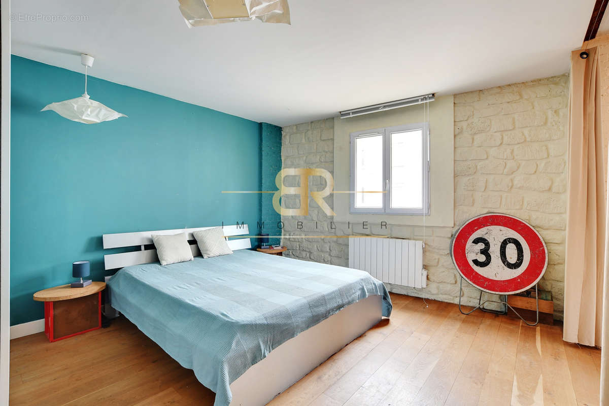 Appartement à AUBERVILLIERS