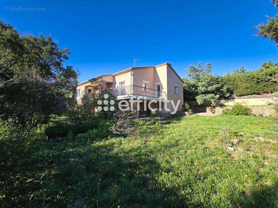 Maison à FREJUS