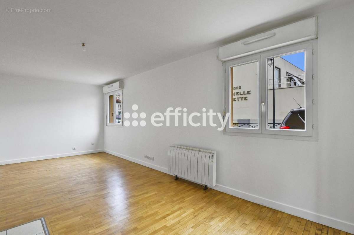 Appartement à COLOMBES