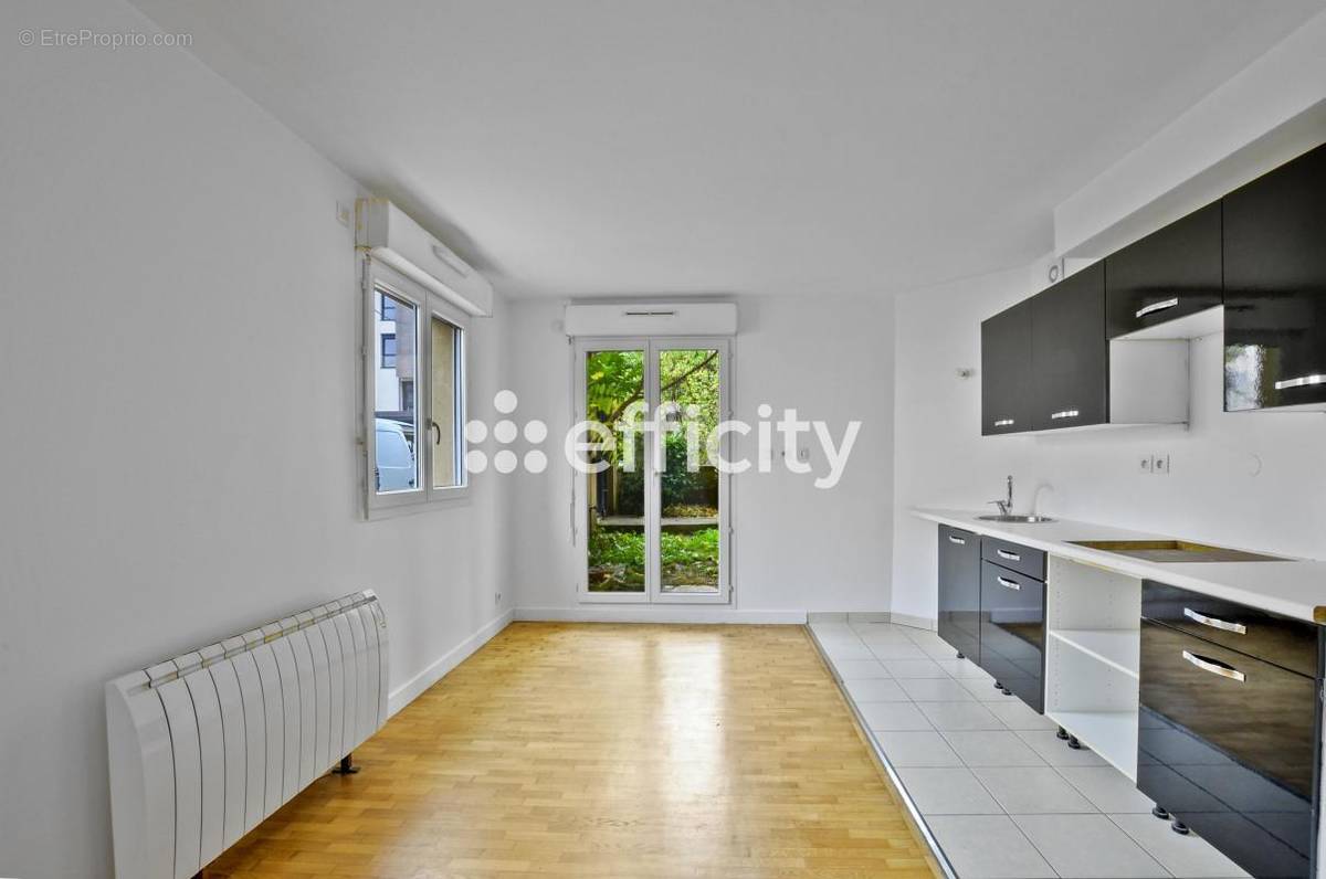 Appartement à COLOMBES