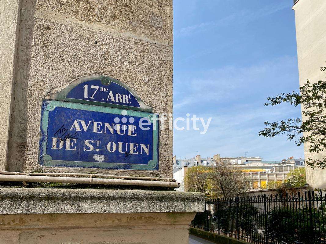 Appartement à PARIS-17E