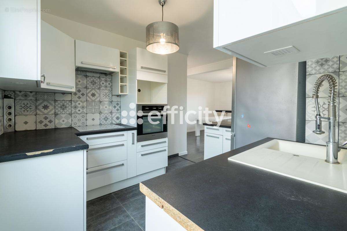 Appartement à VITRY-SUR-SEINE