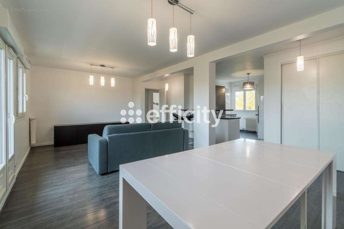 Appartement à VITRY-SUR-SEINE