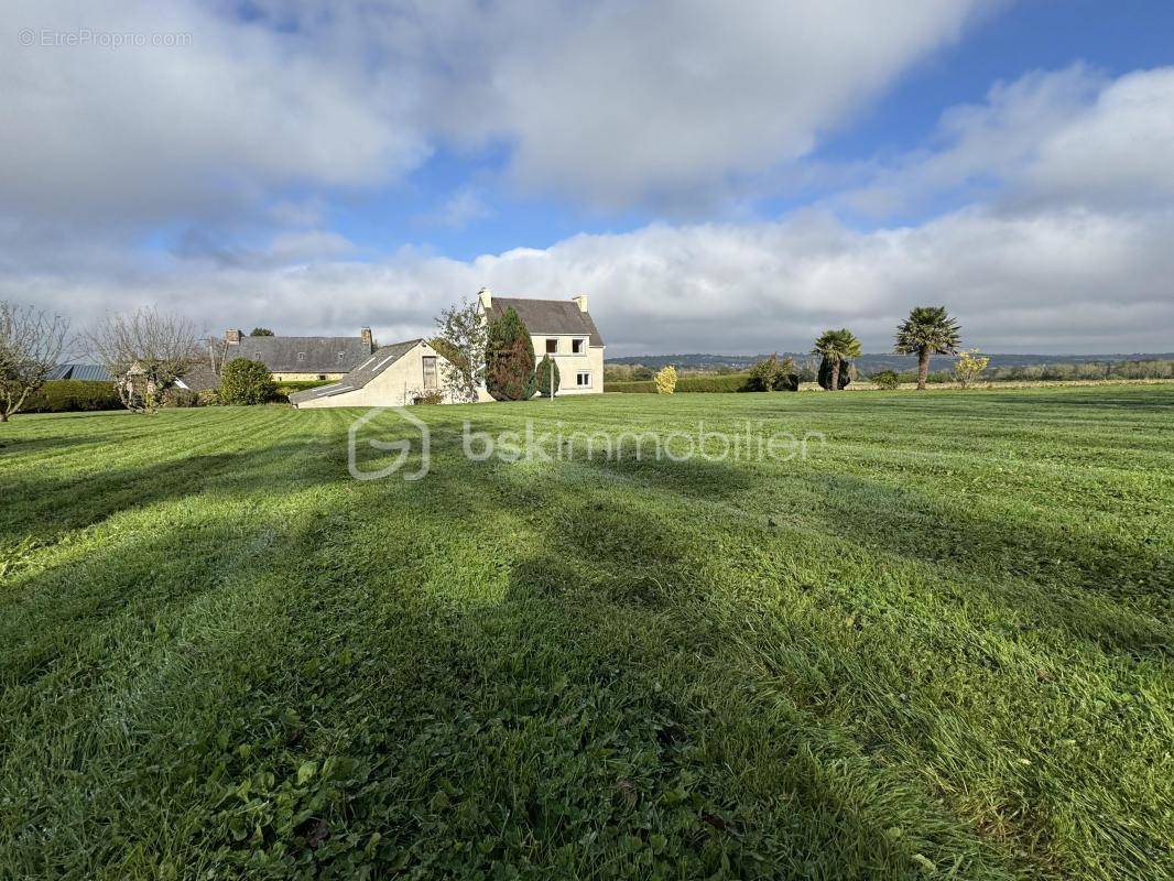 Maison à ROSNOEN