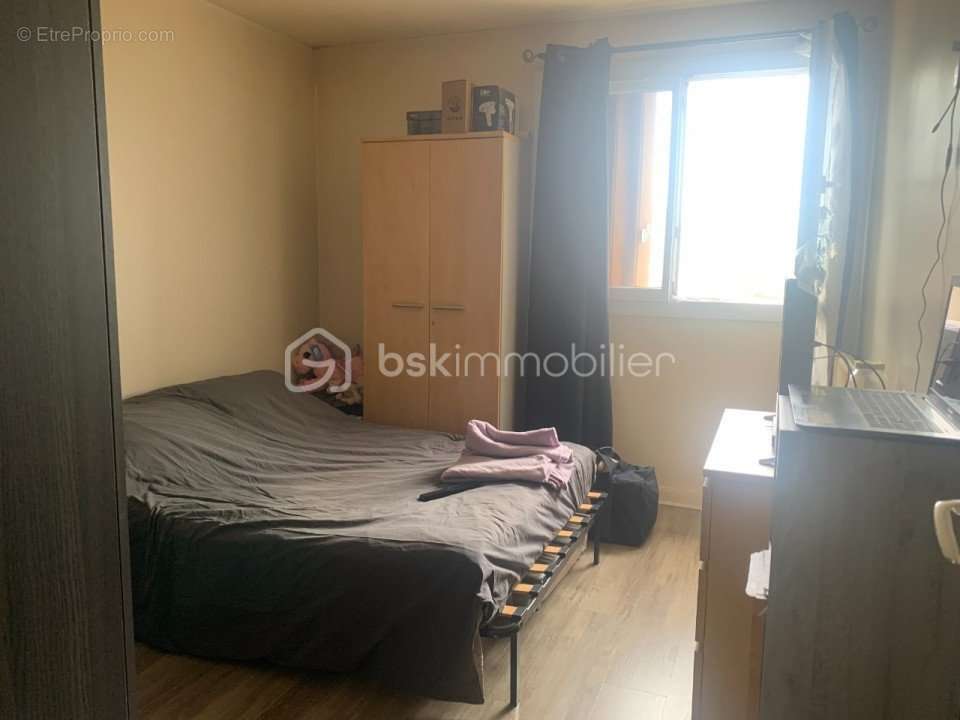 Appartement à CLICHY-SOUS-BOIS