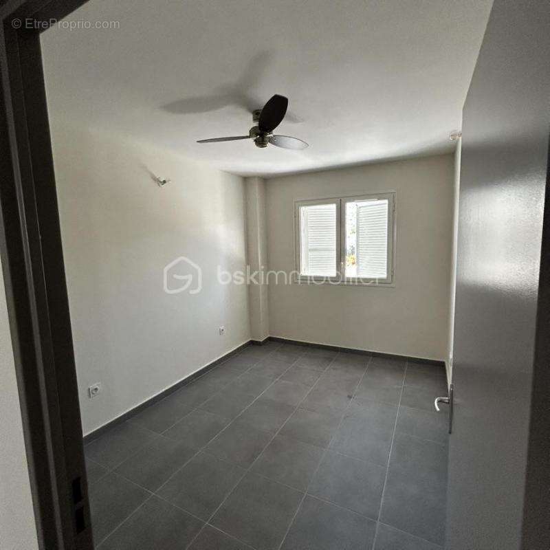 Appartement à SAINT-DENIS